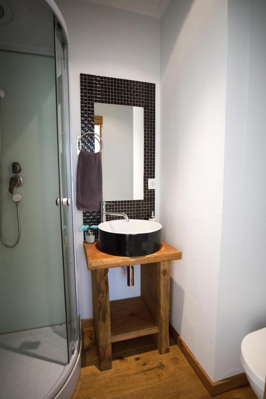 Modern & Recycled Guest House Machico  Buitenkant foto